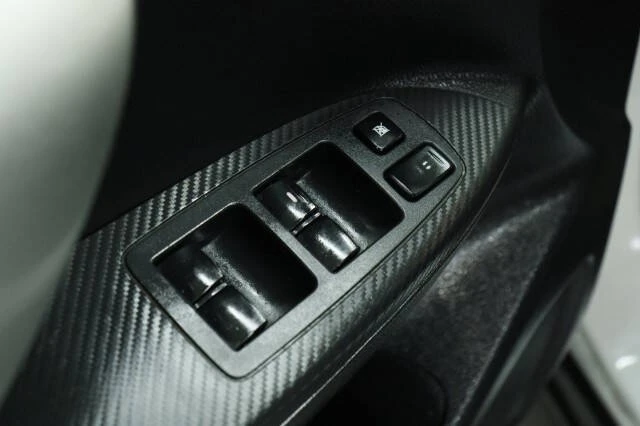 2020 Mitsubishi Eclipse Cross - Image 14 of 21