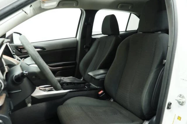 2020 Mitsubishi Eclipse Cross - Image 4 of 21