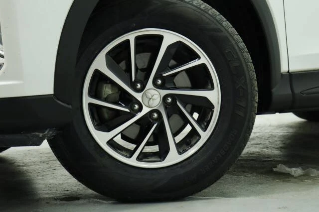 2020 Mitsubishi Eclipse Cross - Image 20 of 21