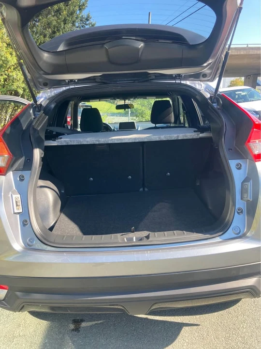 2020 Mitsubishi Eclipse Cross - Image 7 of 13