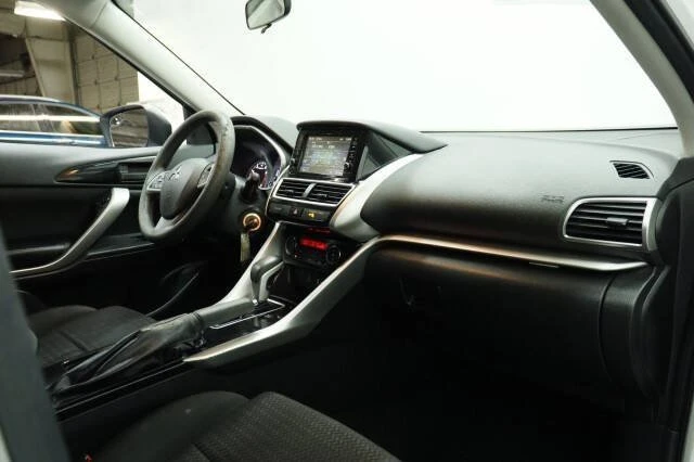 2020 Mitsubishi Eclipse Cross - Image 15 of 21