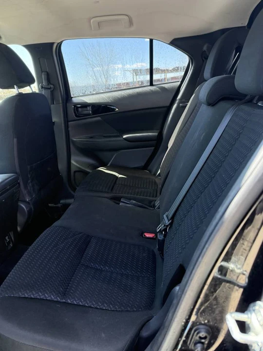 2020 Mitsubishi Eclipse Cross - Image 6 of 12