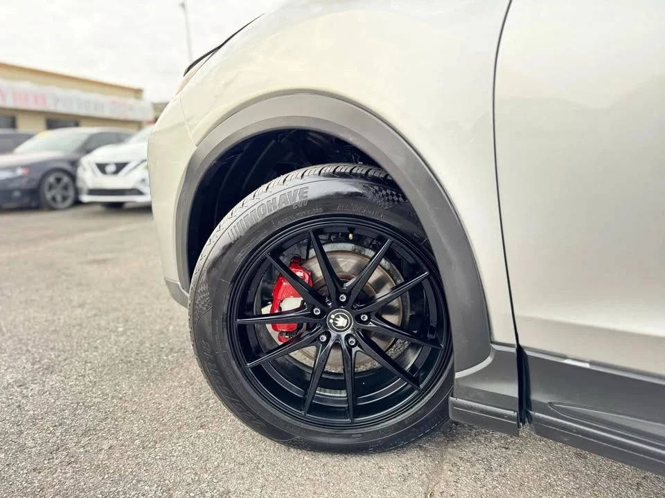 2020 Mitsubishi Eclipse Cross - Image 9 of 20