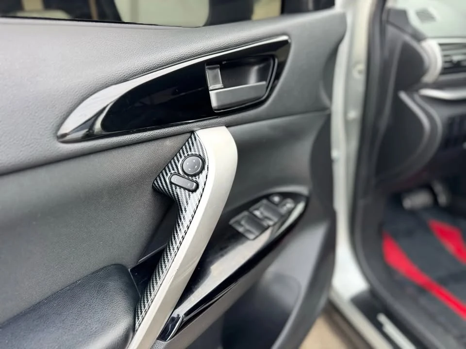 2020 Mitsubishi Eclipse Cross - Image 15 of 20