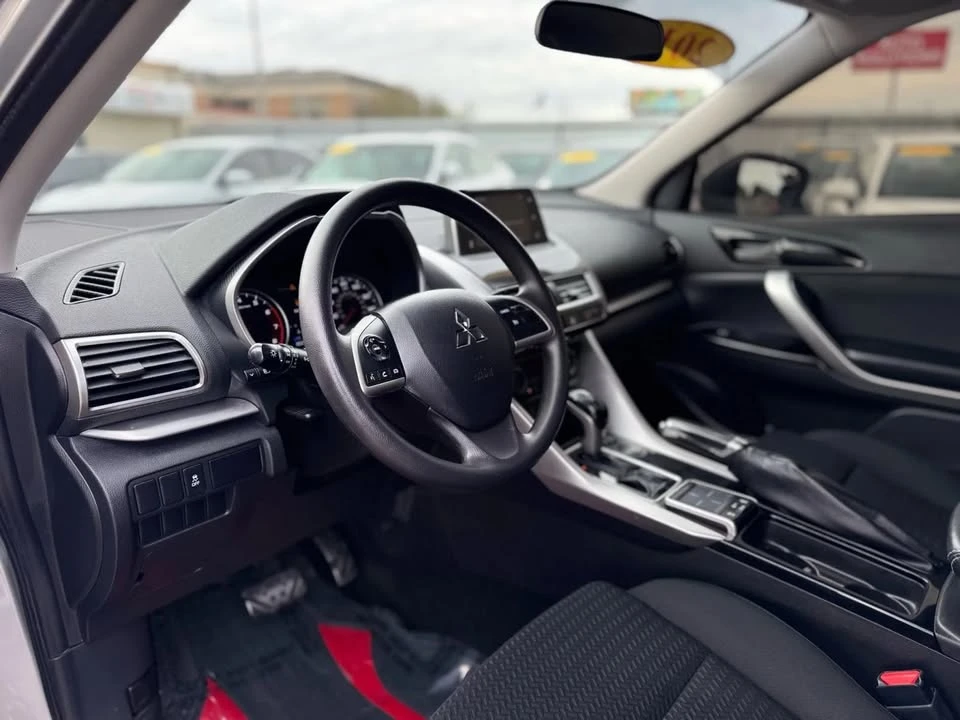 2020 Mitsubishi Eclipse Cross - Image 13 of 20