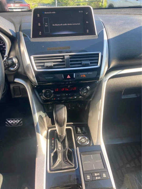 2020 Mitsubishi Eclipse Cross - Image 6 of 13