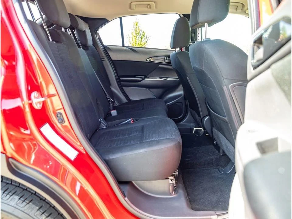 2020 Mitsubishi Eclipse Cross - Image 18 of 19