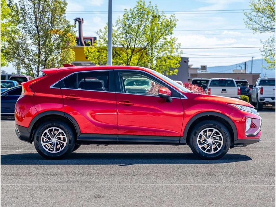 2020 Mitsubishi Eclipse Cross - Image 6 of 19