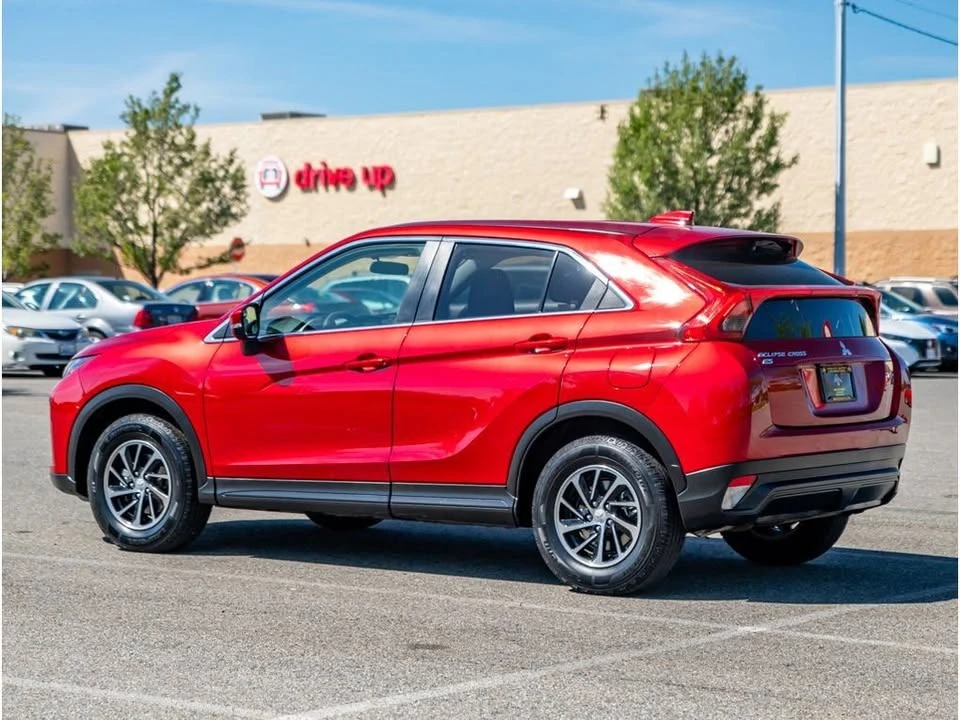 2020 Mitsubishi Eclipse Cross - Image 3 of 19