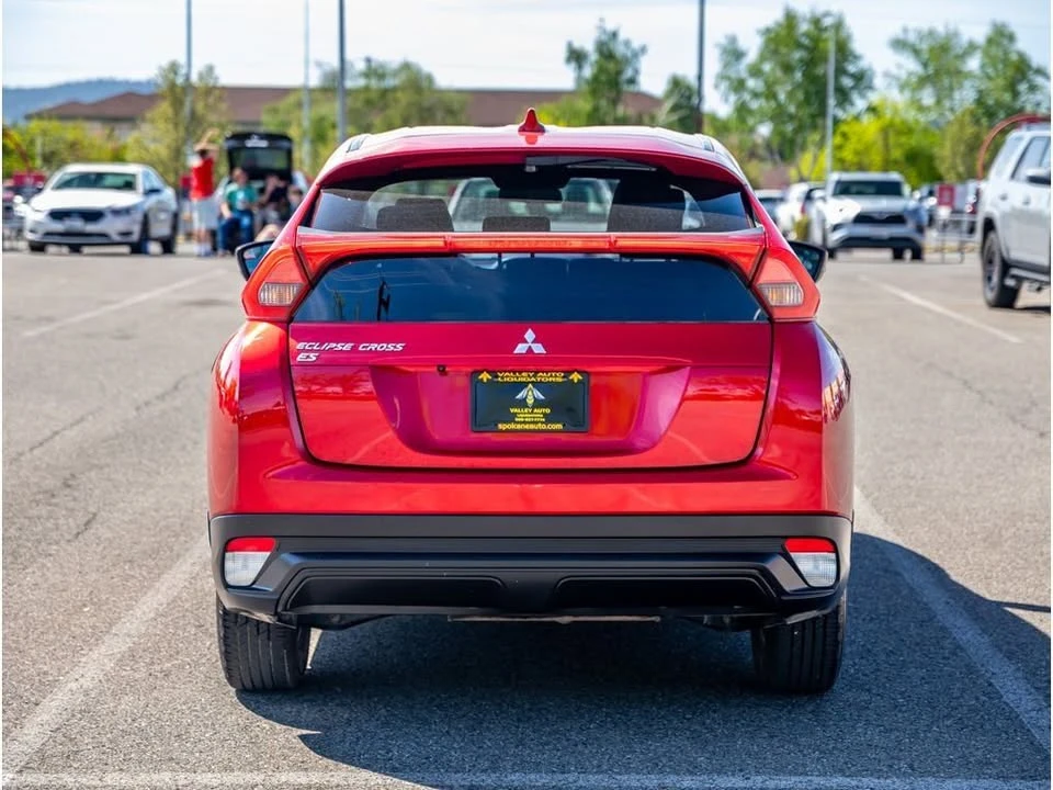 2020 Mitsubishi Eclipse Cross - Image 4 of 19