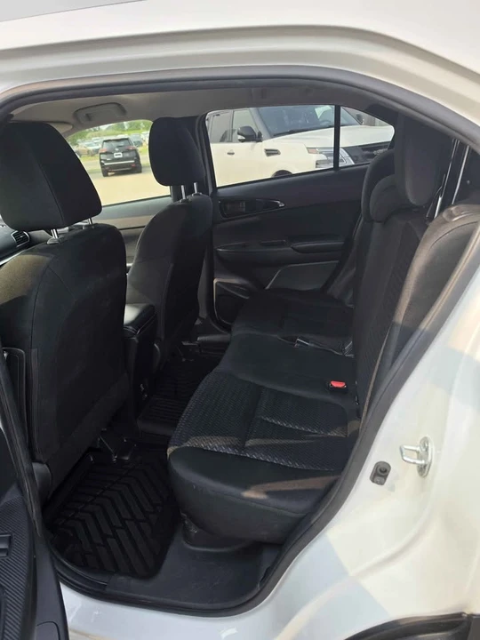 2020 Mitsubishi Eclipse Cross - Image 5 of 9