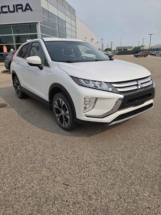 2020 Mitsubishi Eclipse Cross - Image 2 of 9