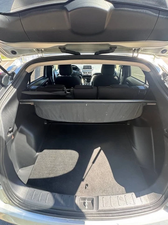 2020 Mitsubishi Eclipse Cross - Image 11 of 15