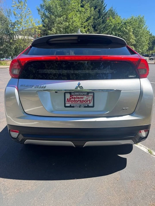 2020 Mitsubishi Eclipse Cross - Image 6 of 15