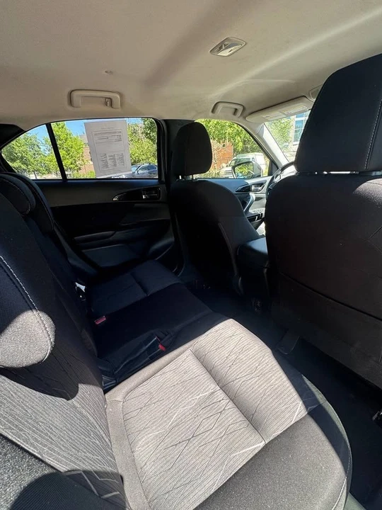 2020 Mitsubishi Eclipse Cross - Image 12 of 15