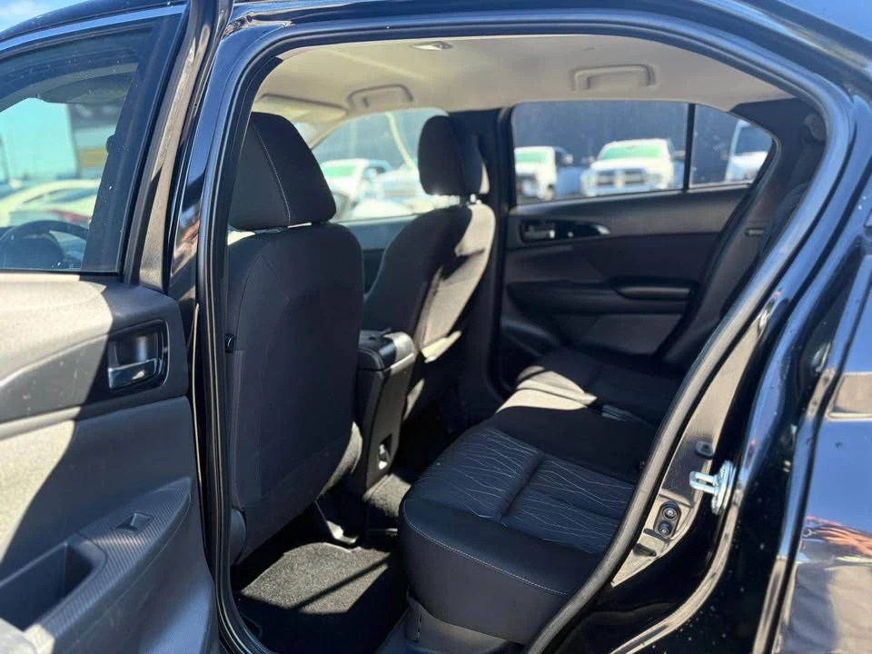 2020 Mitsubishi Eclipse Cross - Image 11 of 16