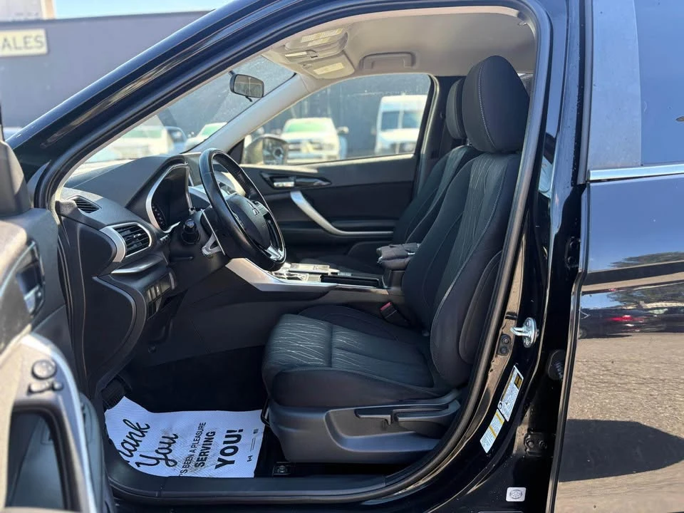 2020 Mitsubishi Eclipse Cross - Image 10 of 16