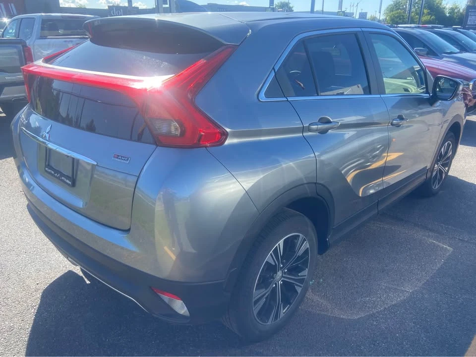 2020 Mitsubishi Eclipse Cross - Image 4 of 8