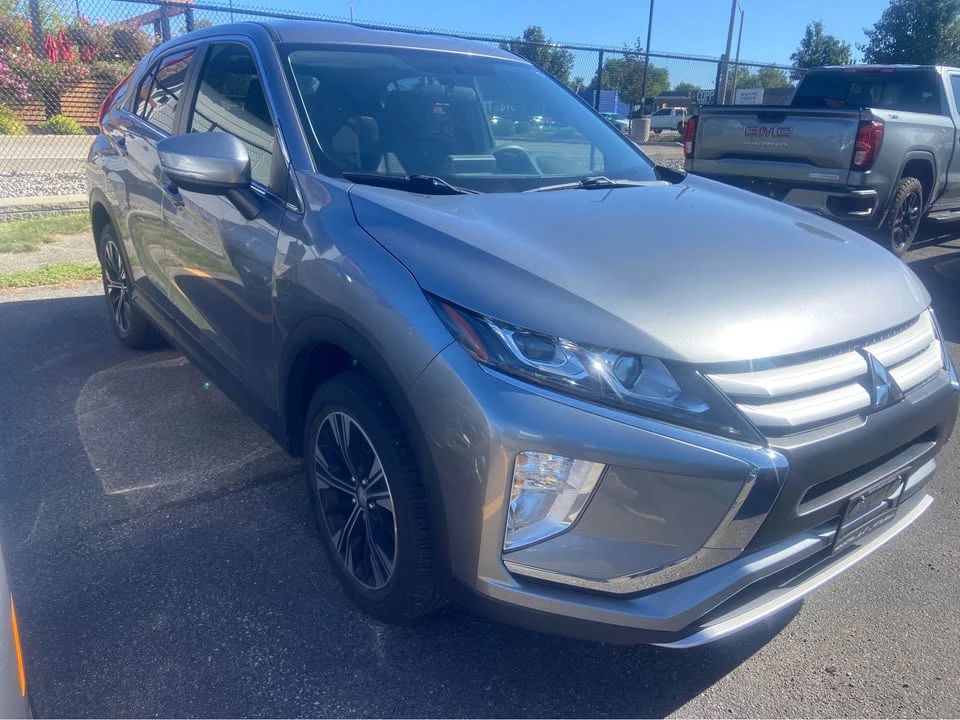 2020 Mitsubishi Eclipse Cross - Image 2 of 8