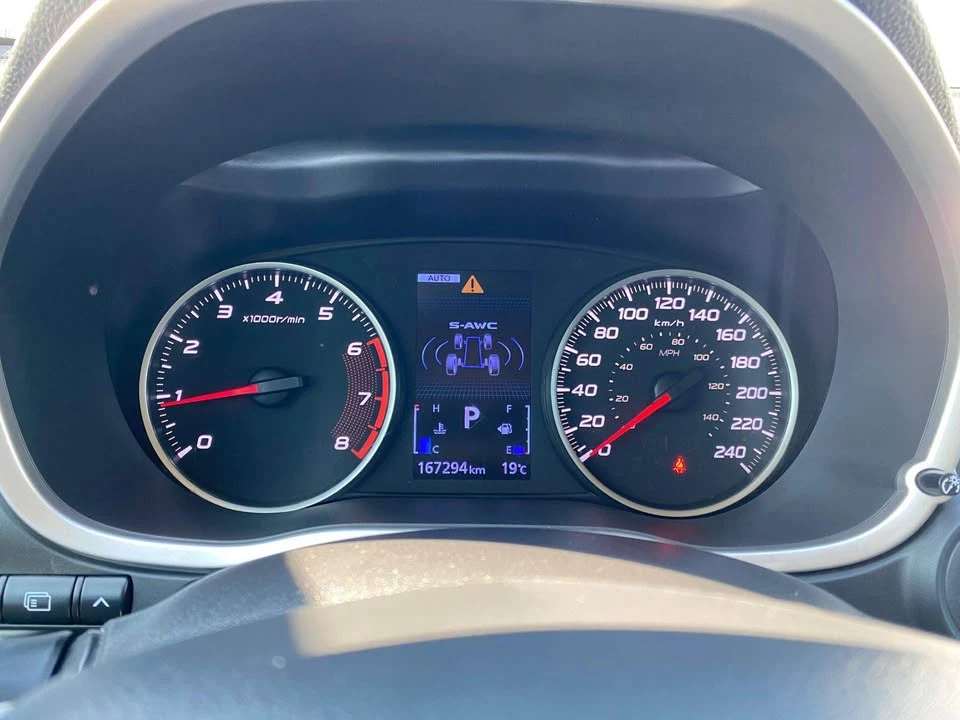 2020 Mitsubishi Eclipse Cross - Image 10 of 17