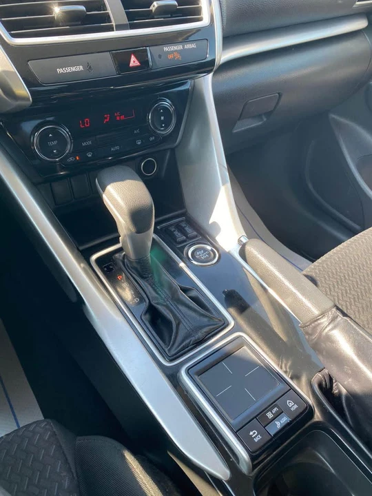 2020 Mitsubishi Eclipse Cross - Image 13 of 17