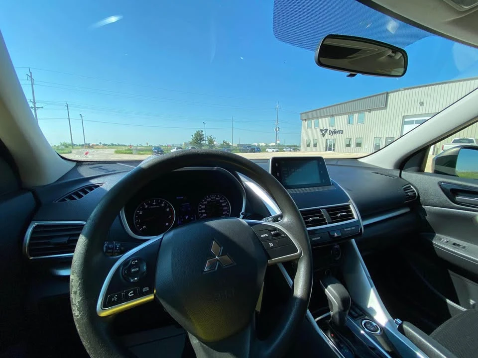 2020 Mitsubishi Eclipse Cross - Image 14 of 17