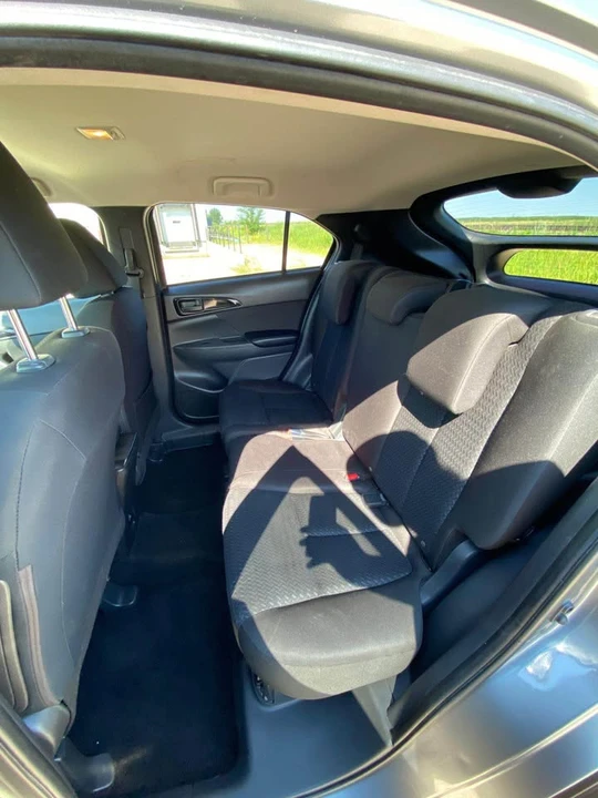 2020 Mitsubishi Eclipse Cross - Image 16 of 17