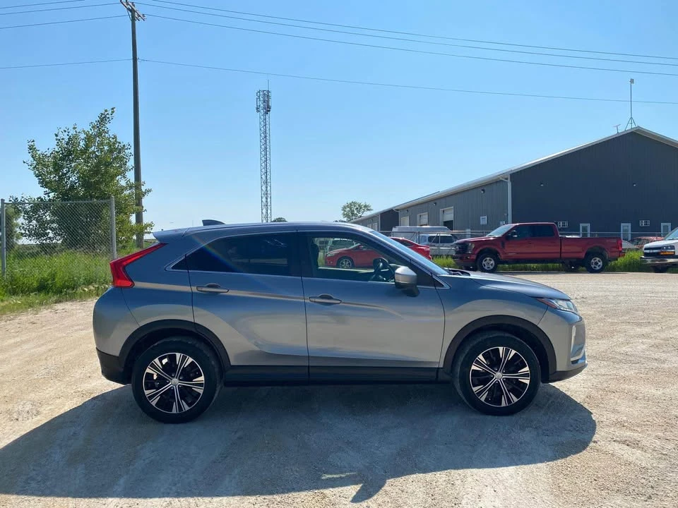 2020 Mitsubishi Eclipse Cross - Image 6 of 17
