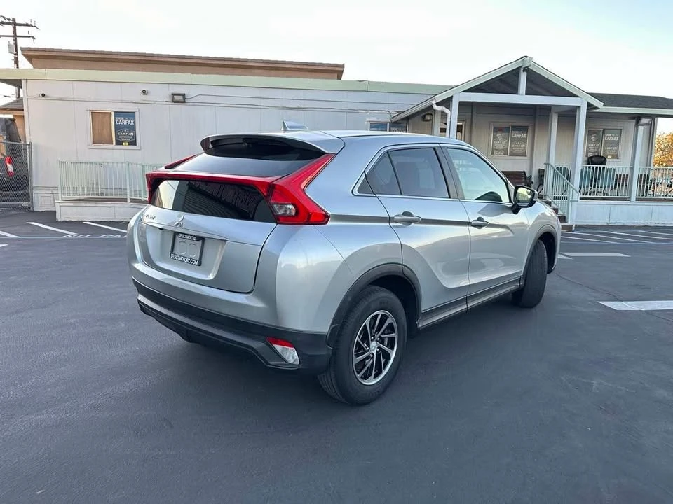 2020 Mitsubishi Eclipse Cross - Image 4 of 6