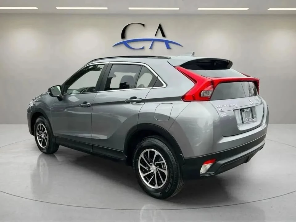 2020 Mitsubishi Eclipse Cross - Image 3 of 17