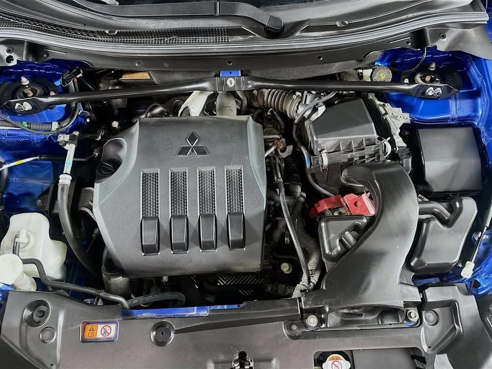 2020 Mitsubishi Eclipse Cross - Image 15 of 15