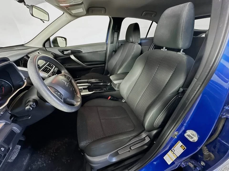 2020 Mitsubishi Eclipse Cross - Image 4 of 15