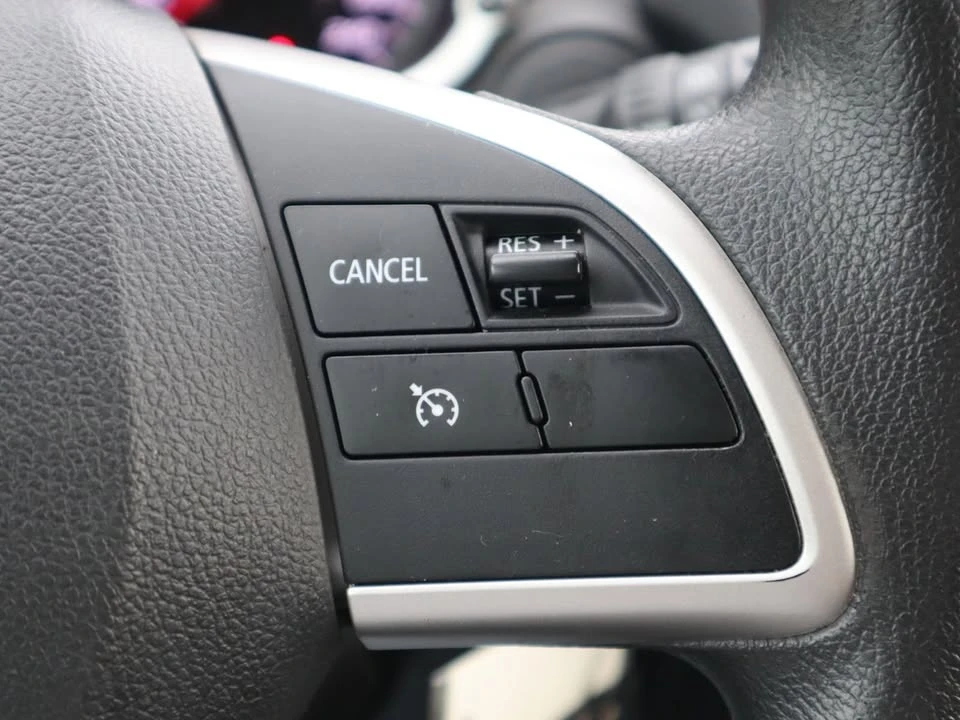 2020 Mitsubishi Eclipse Cross - Image 19 of 19