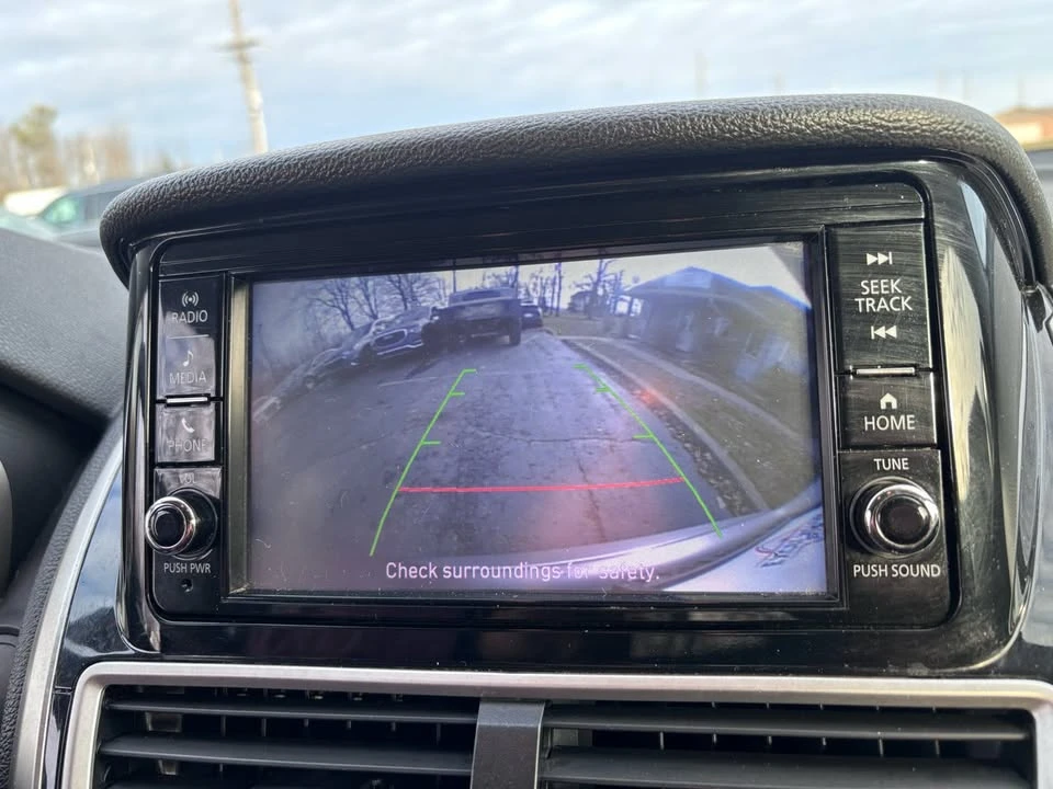 2020 Mitsubishi Eclipse Cross - Image 16 of 19