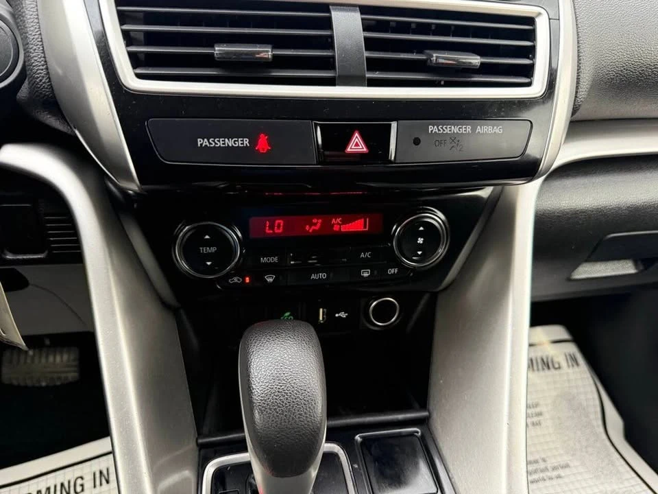 2020 Mitsubishi Eclipse Cross - Image 13 of 18