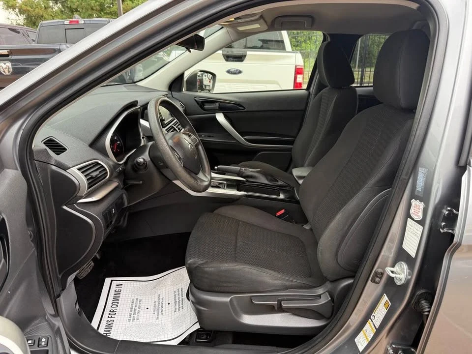 2020 Mitsubishi Eclipse Cross - Image 5 of 18