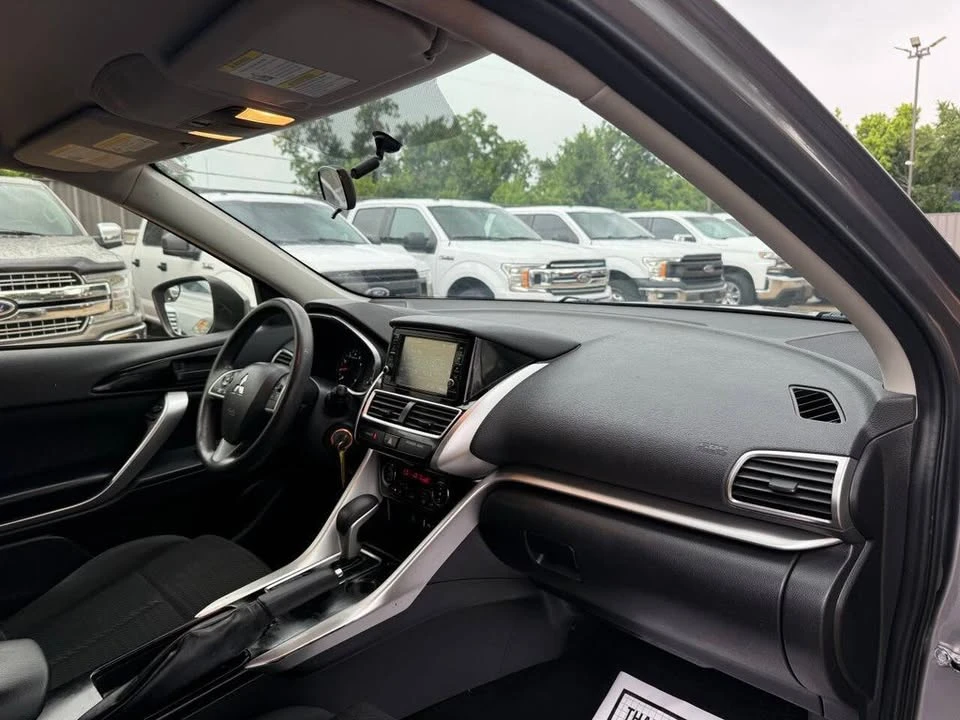 2020 Mitsubishi Eclipse Cross - Image 6 of 18