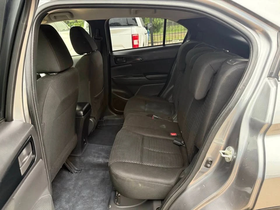 2020 Mitsubishi Eclipse Cross - Image 7 of 18