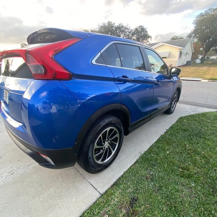 2020 Mitsubishi Eclipse Cross - Image 4 of 10