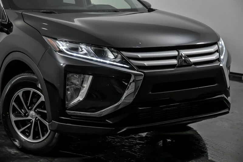 2020 Mitsubishi Eclipse Cross - Image 2 of 21