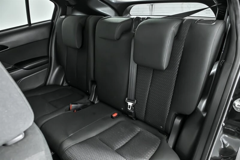 2020 Mitsubishi Eclipse Cross - Image 19 of 21