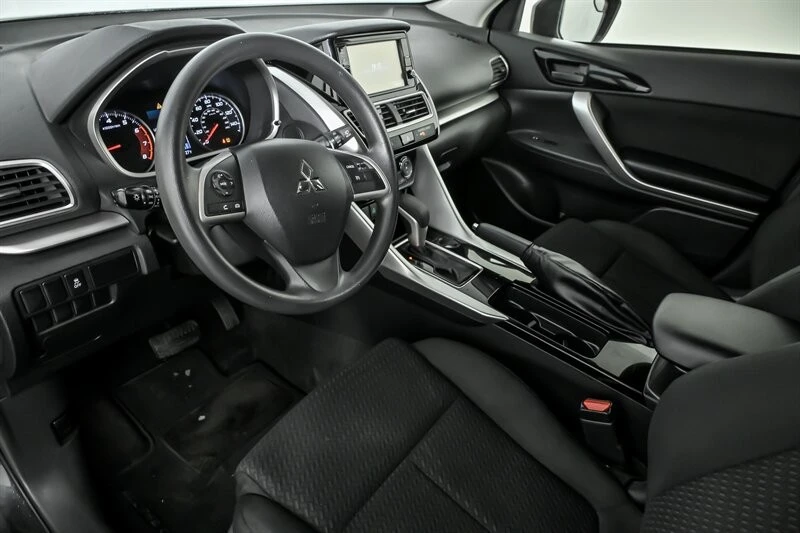 2020 Mitsubishi Eclipse Cross - Image 16 of 21