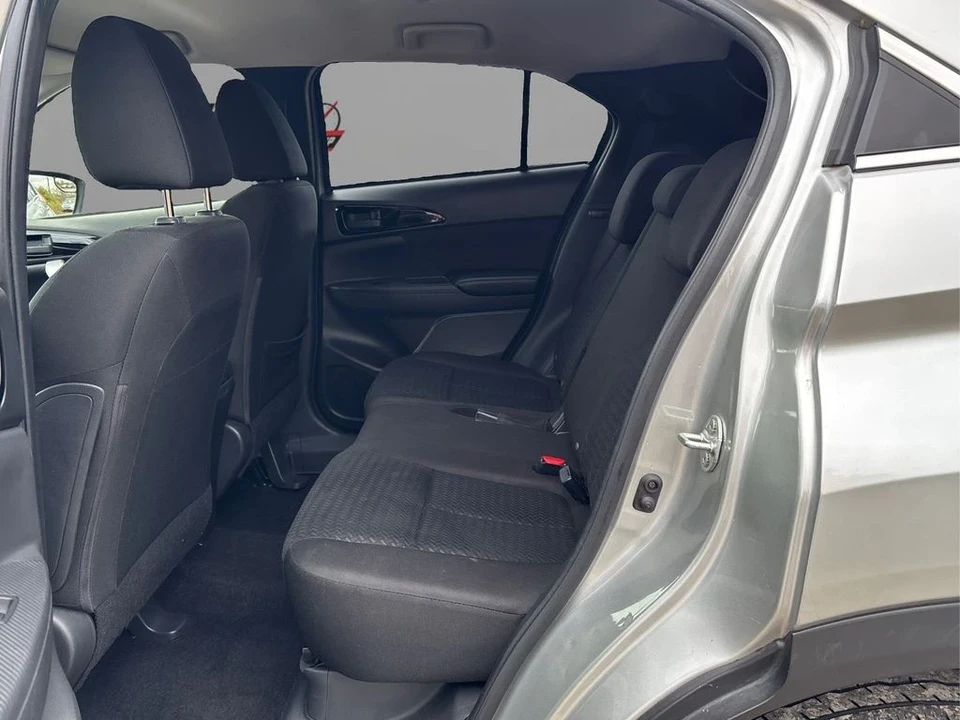 2020 Mitsubishi Eclipse Cross - Image 10 of 12