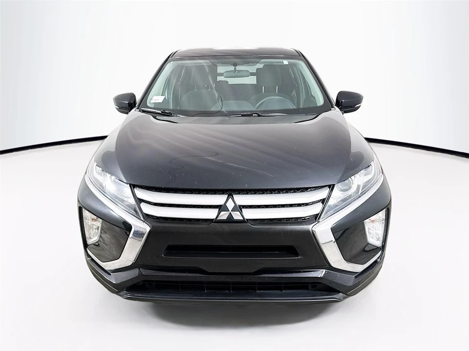 2020 Mitsubishi Eclipse Cross - Image 2 of 13