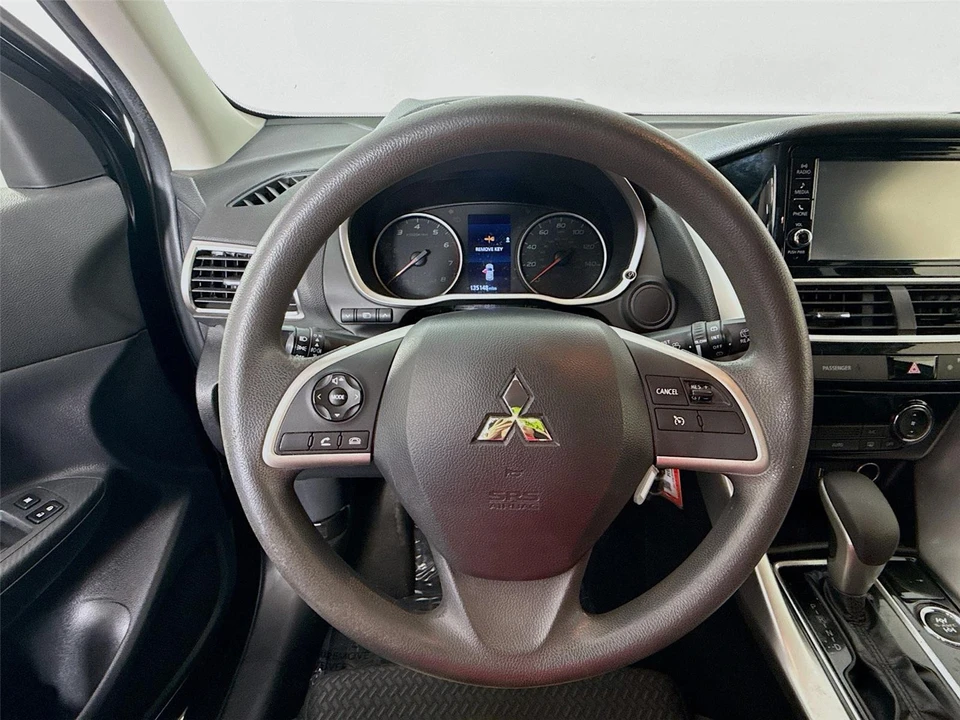 2020 Mitsubishi Eclipse Cross - Image 10 of 21