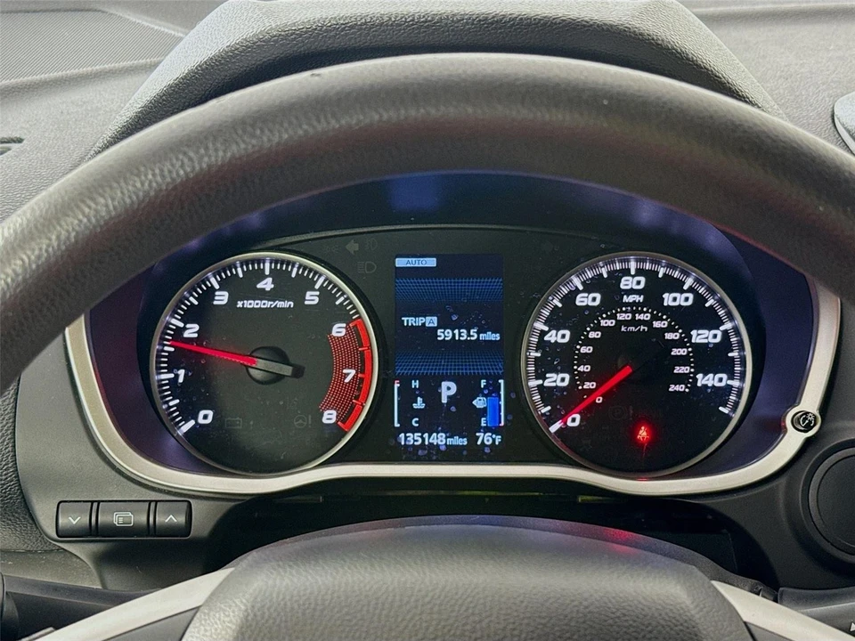 2020 Mitsubishi Eclipse Cross - Image 11 of 21