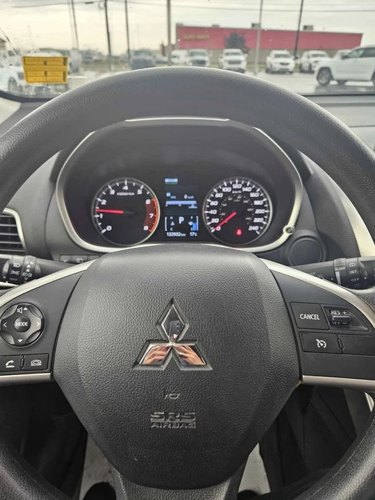 2020 Mitsubishi Eclipse Cross - Image 5 of 5