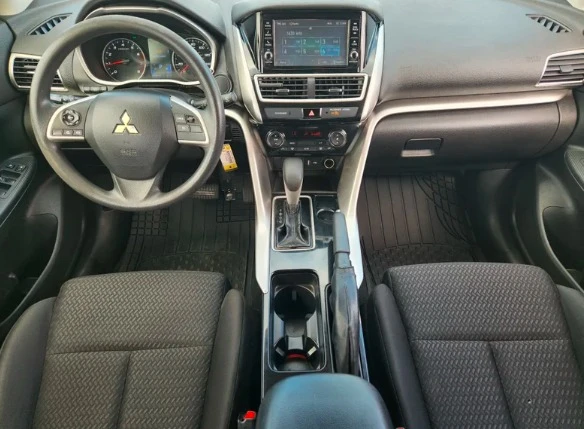 2020 Mitsubishi Eclipse Cross - Image 10 of 12