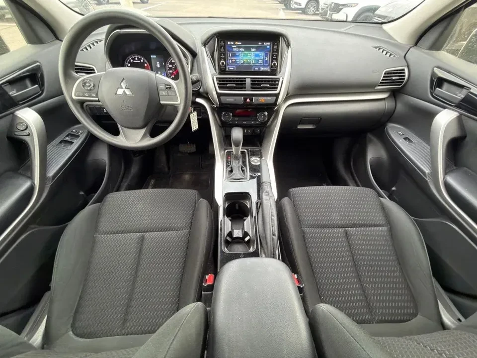2020 Mitsubishi Eclipse Cross - Image 2 of 14