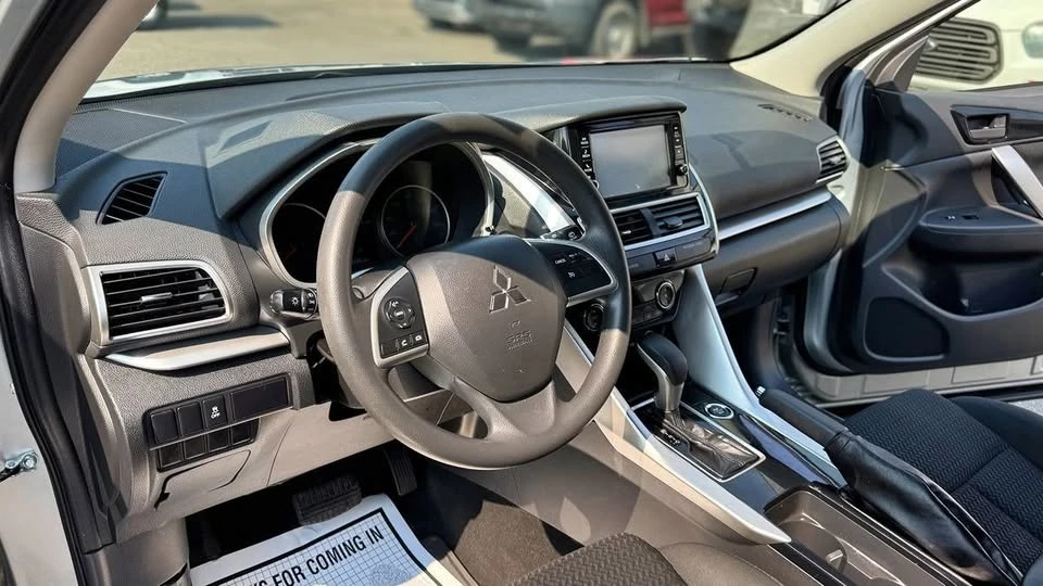 2020 Mitsubishi Eclipse Cross - Image 10 of 20